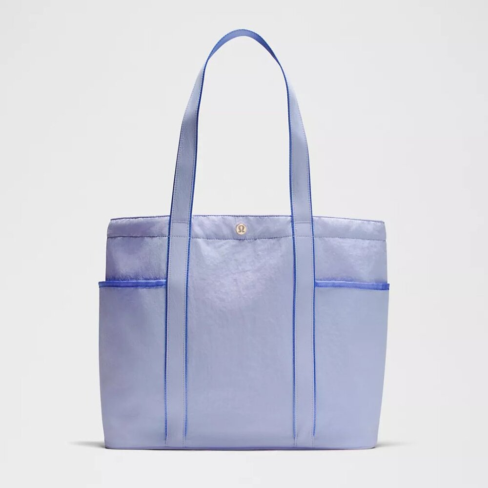 Lululemon Daily Multi-Pocket Tote Bag 20L, BNWT